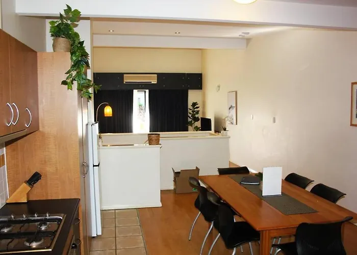 Reuben\'S Retreat